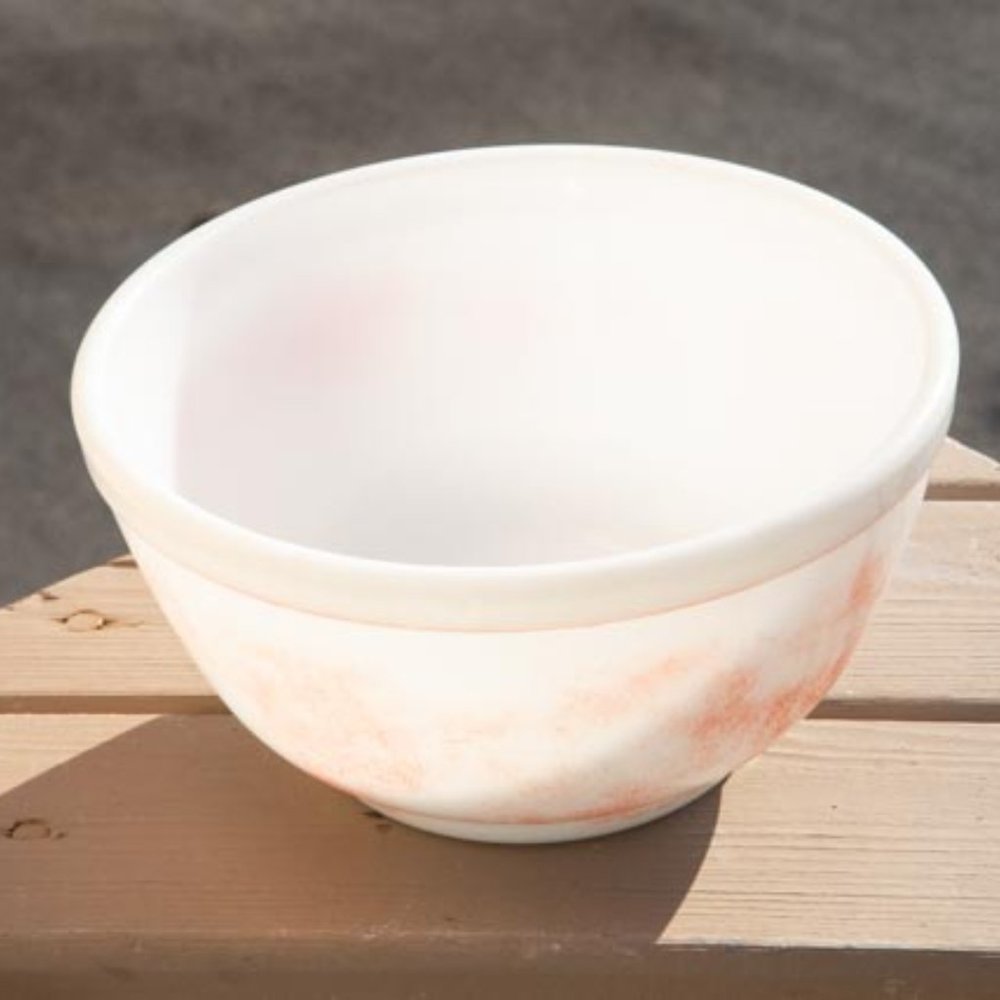 Pyrex Red Bowl - Picture 2 of 5